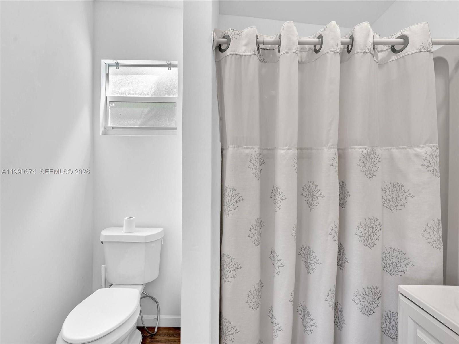 14051 SW 15th Ct Davie, FL 33325