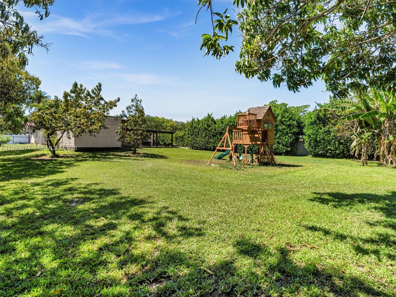 14051 SW 15th Ct Davie, FL 33325