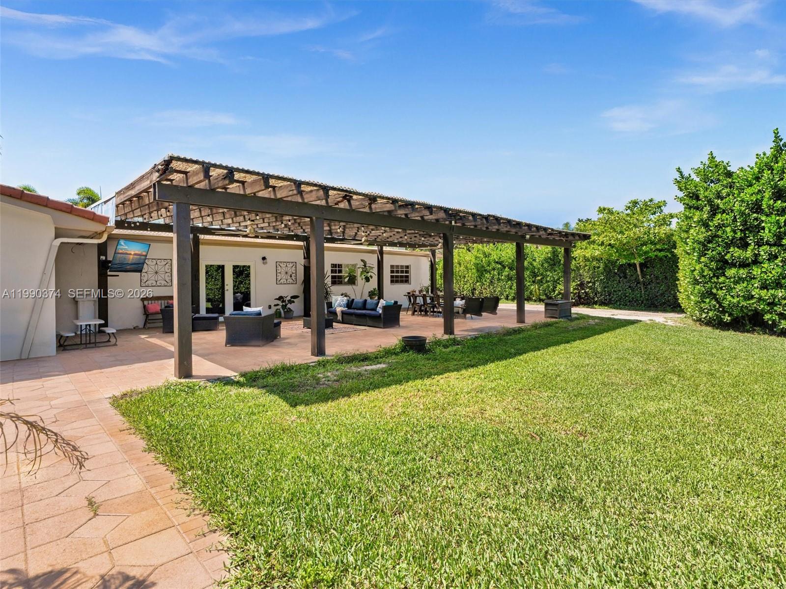 14051 SW 15th Ct Davie, FL 33325