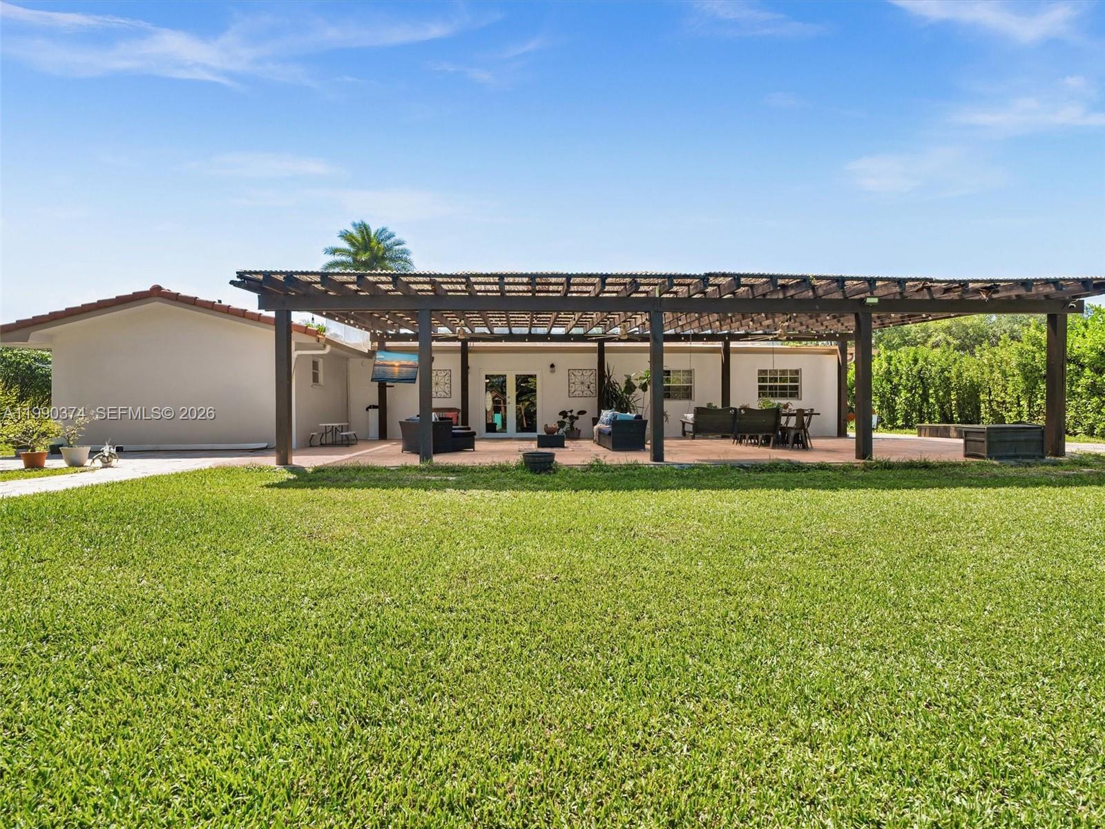 14051 SW 15th Ct Davie, FL 33325