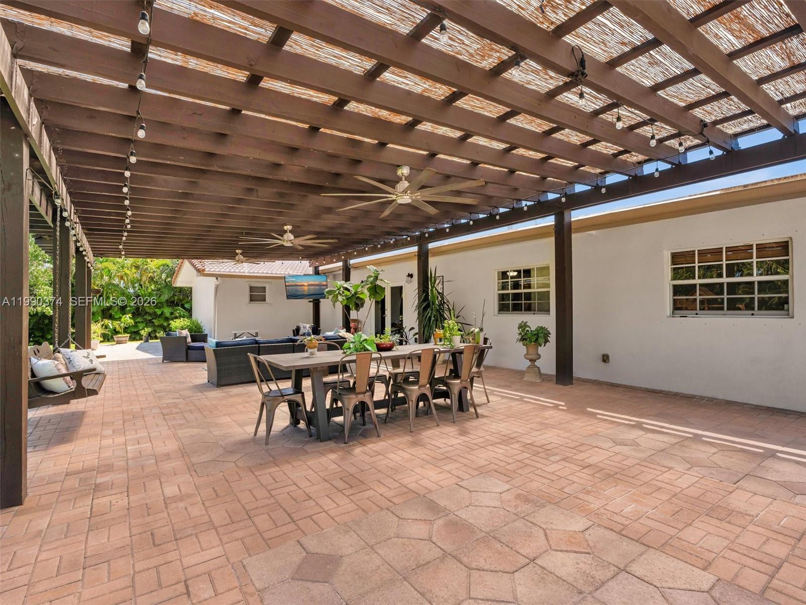 14051 SW 15th Ct Davie, FL 33325