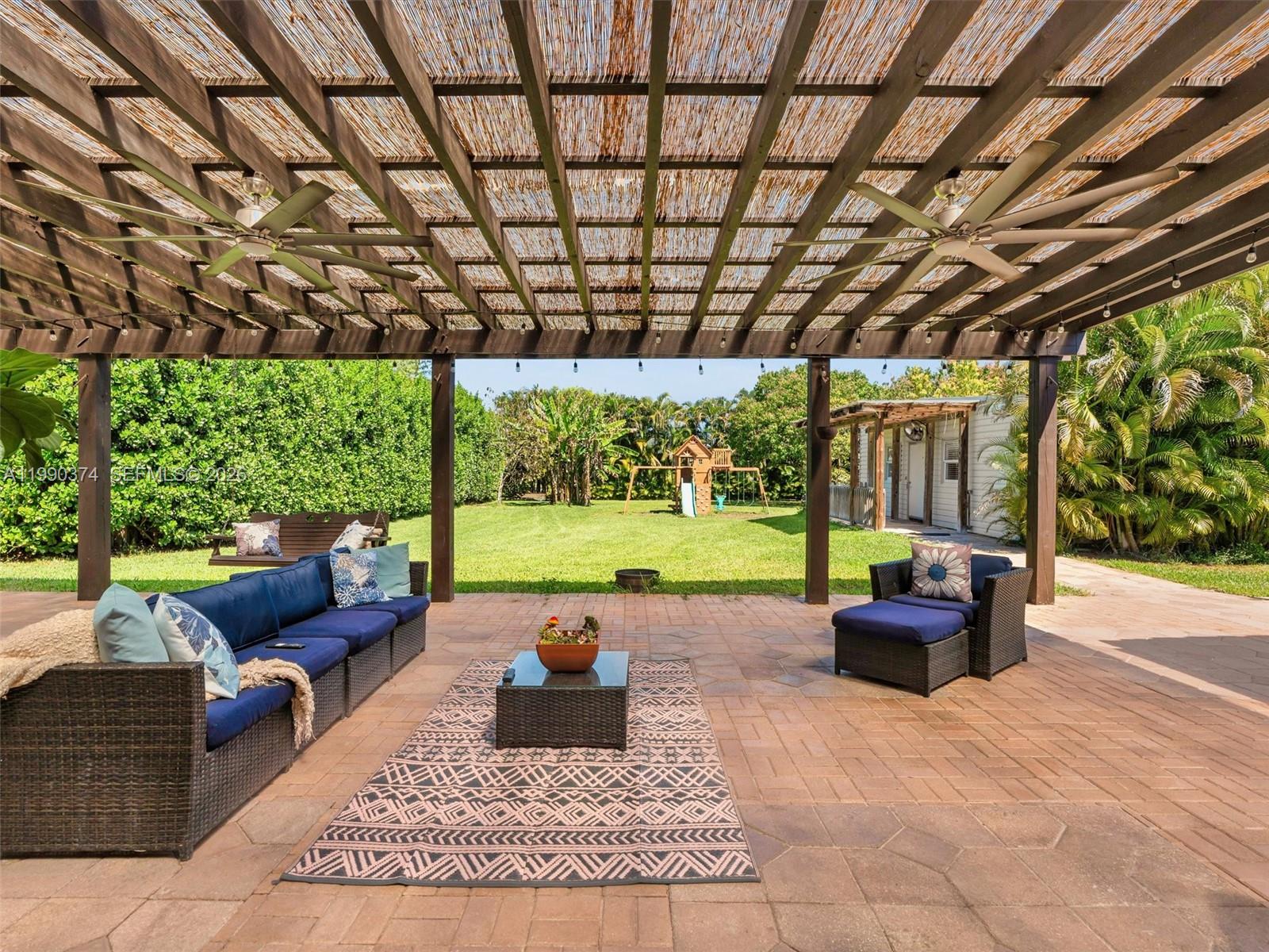 14051 SW 15th Ct Davie, FL 33325