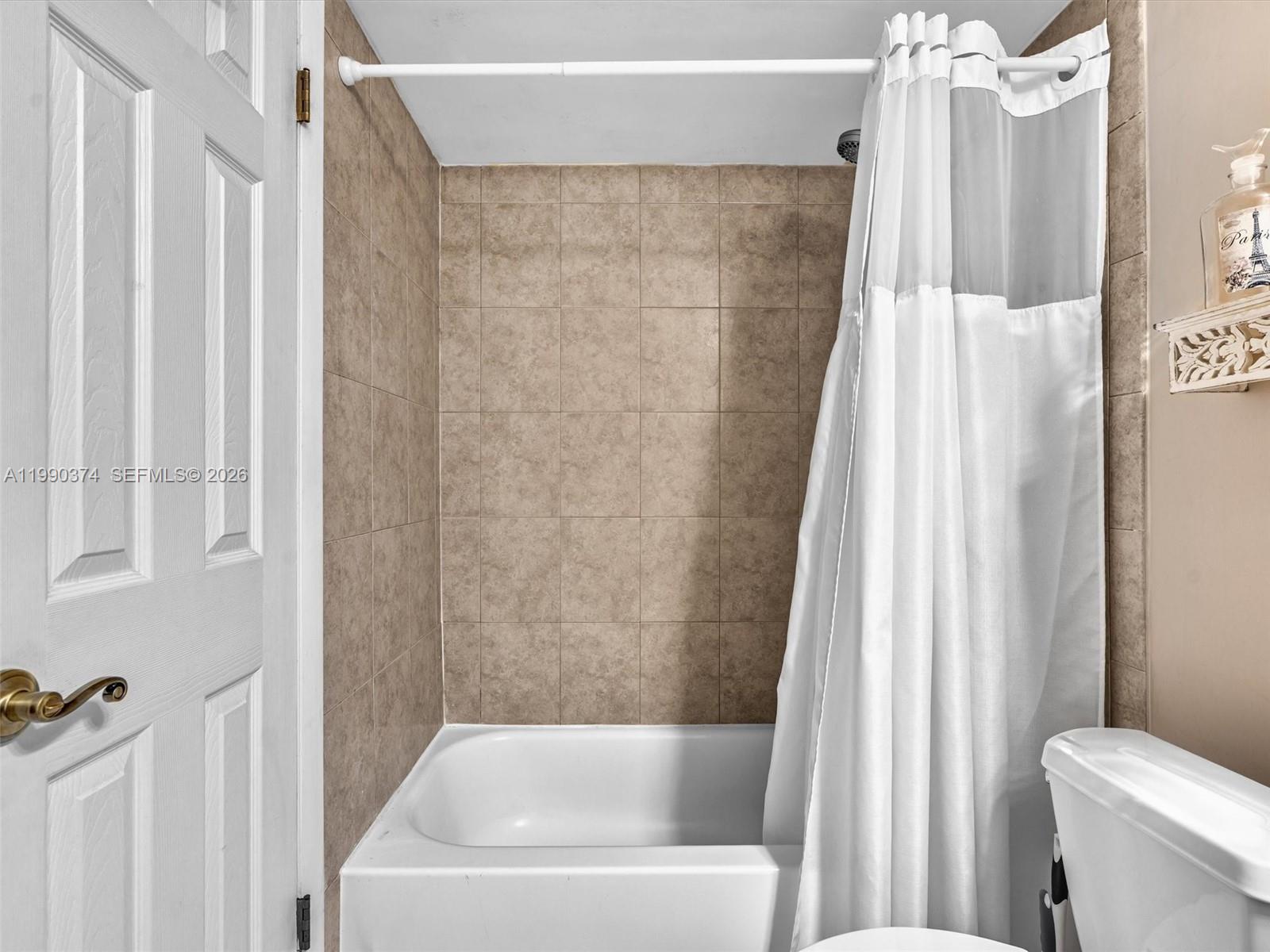 14051 SW 15th Ct Davie, FL 33325