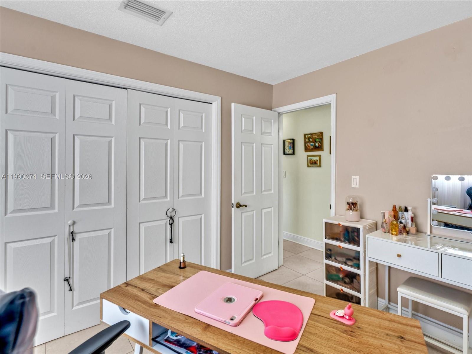 14051 SW 15th Ct Davie, FL 33325