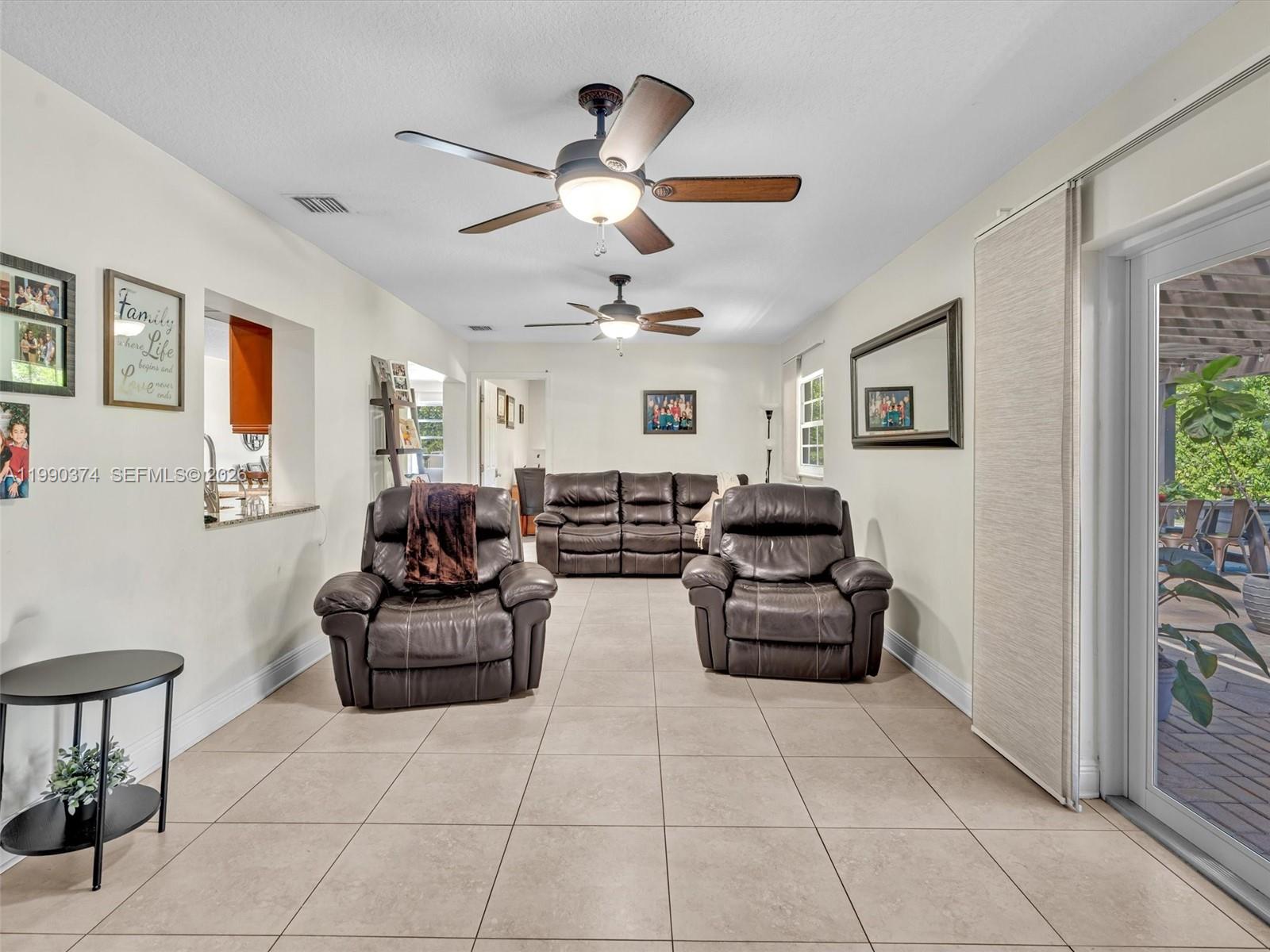 14051 SW 15th Ct Davie, FL 33325