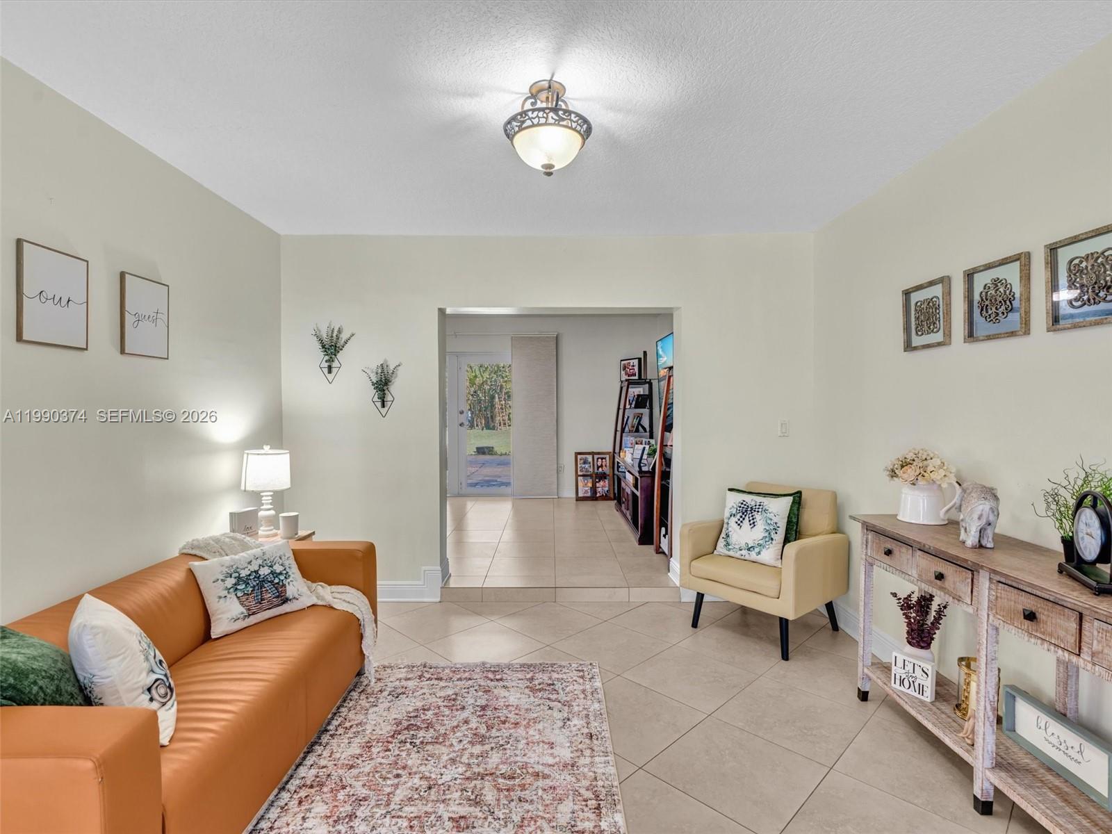 14051 SW 15th Ct Davie, FL 33325