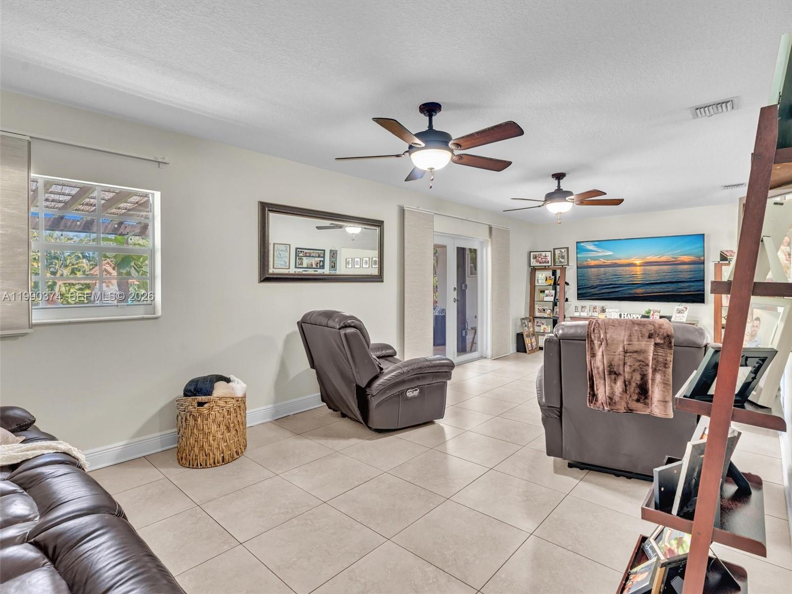 14051 SW 15th Ct Davie, FL 33325