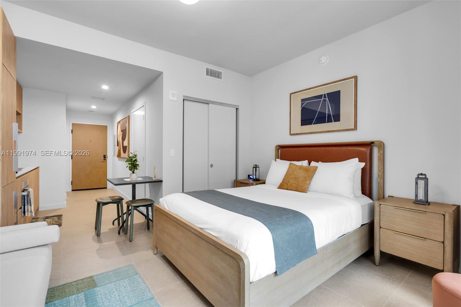 image The Crosby Miami Worldcenter14