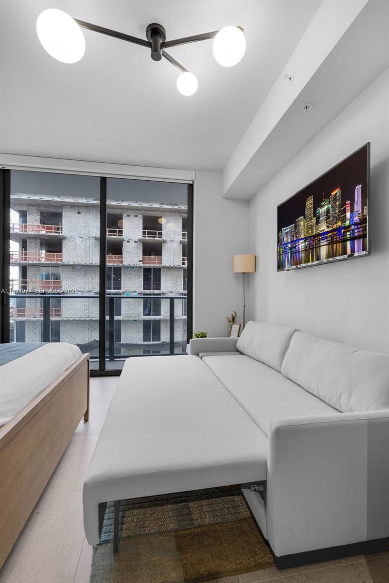 image The Crosby Miami Worldcenter16