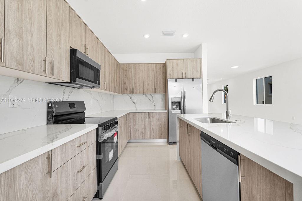 22445 SW 125th Ave #18A Miami, FL 33170