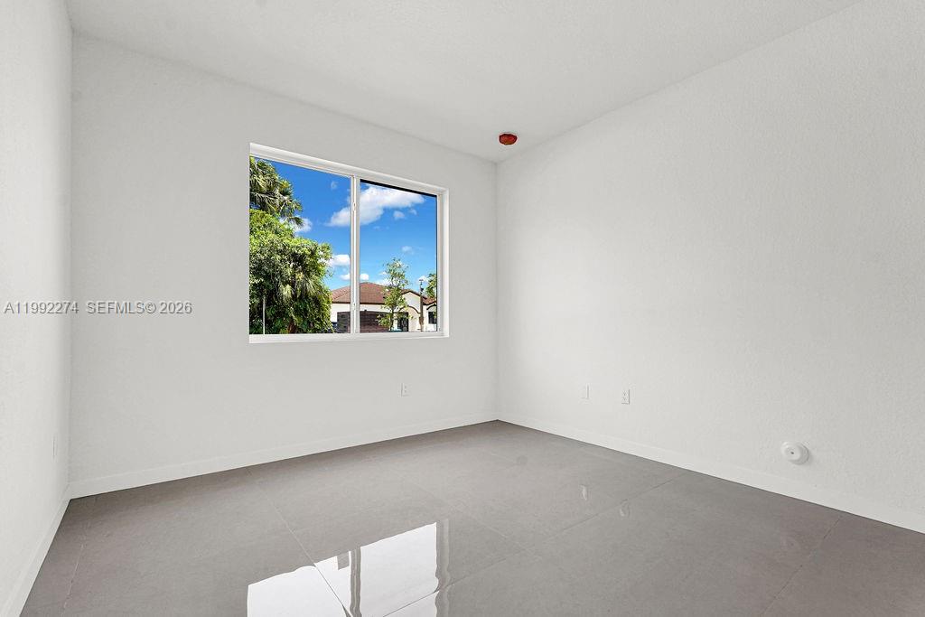 22445 SW 125th Ave #18A Miami, FL 33170