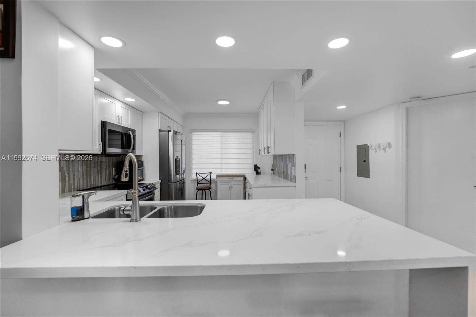 850 SW 138th Ave #111D Pembroke Pines, FL 33027