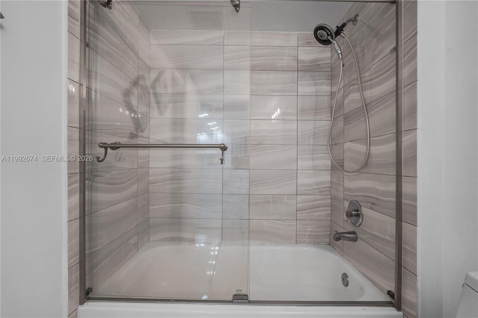 850 SW 138th Ave #111D Pembroke Pines, FL 33027