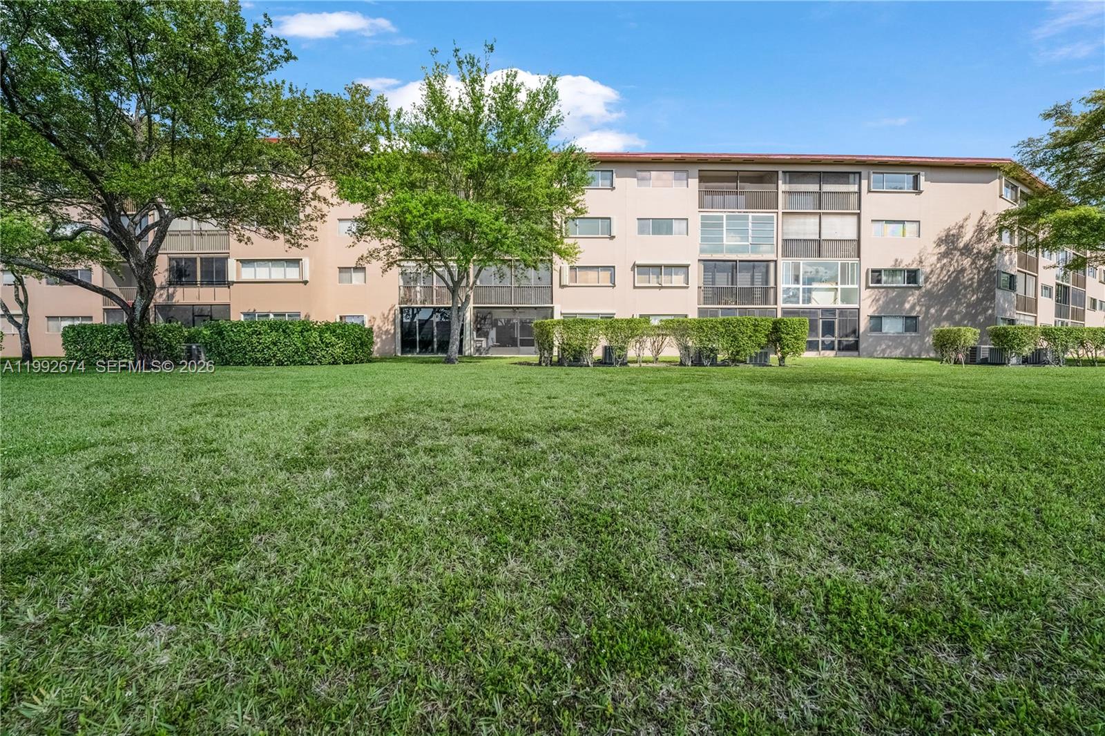 850 SW 138th Ave #111D Pembroke Pines, FL 33027