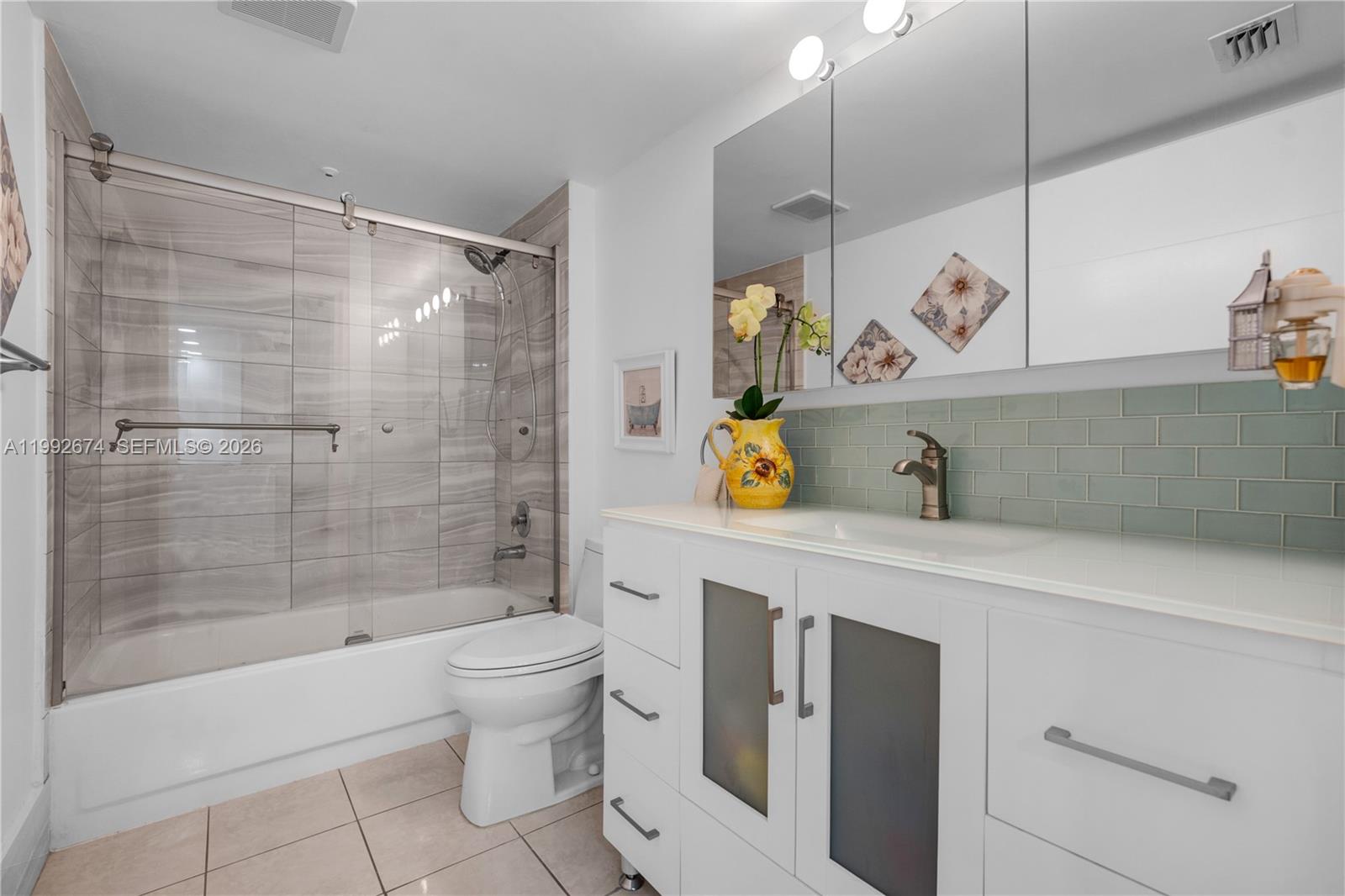 850 SW 138th Ave #111D Pembroke Pines, FL 33027