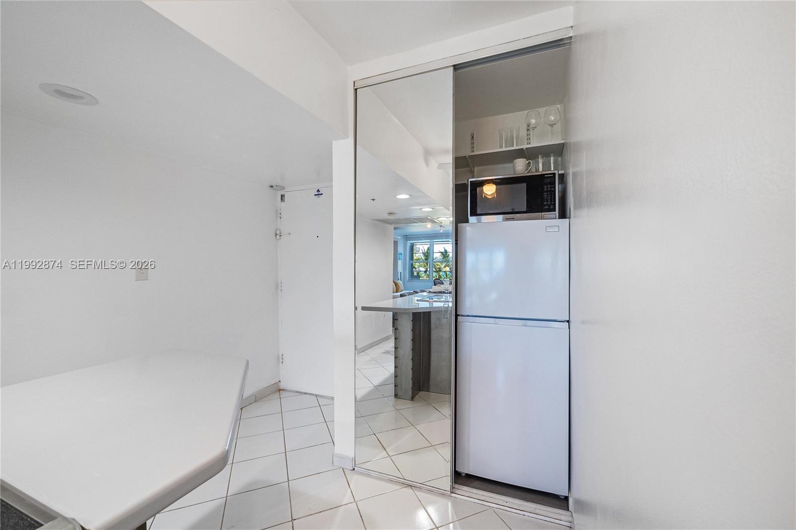 100 Lincoln Rd #515 Miami Beach, FL 33139