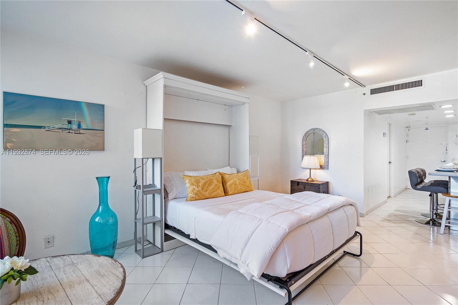 100 Lincoln Rd #515 Miami Beach, FL 33139