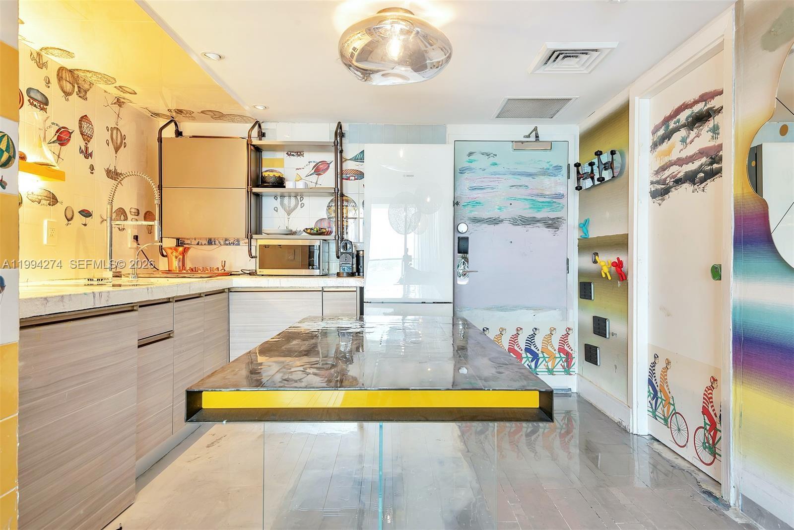 image Mondrian South Beach6