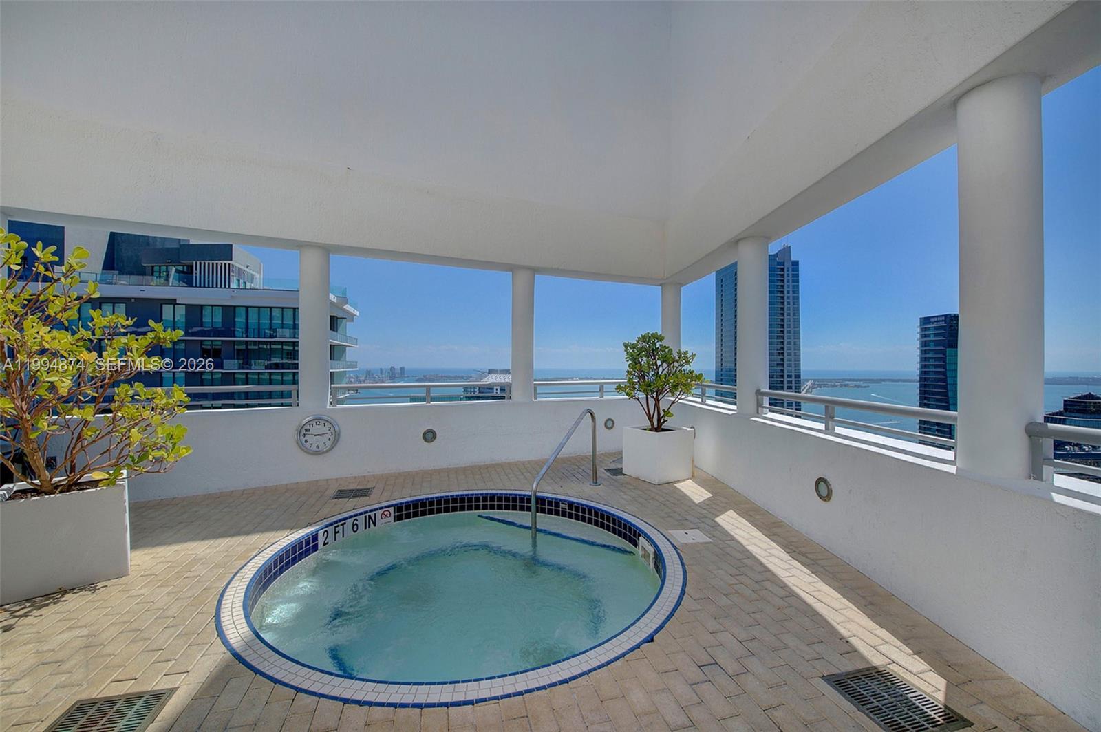 image Infinity at Brickell18