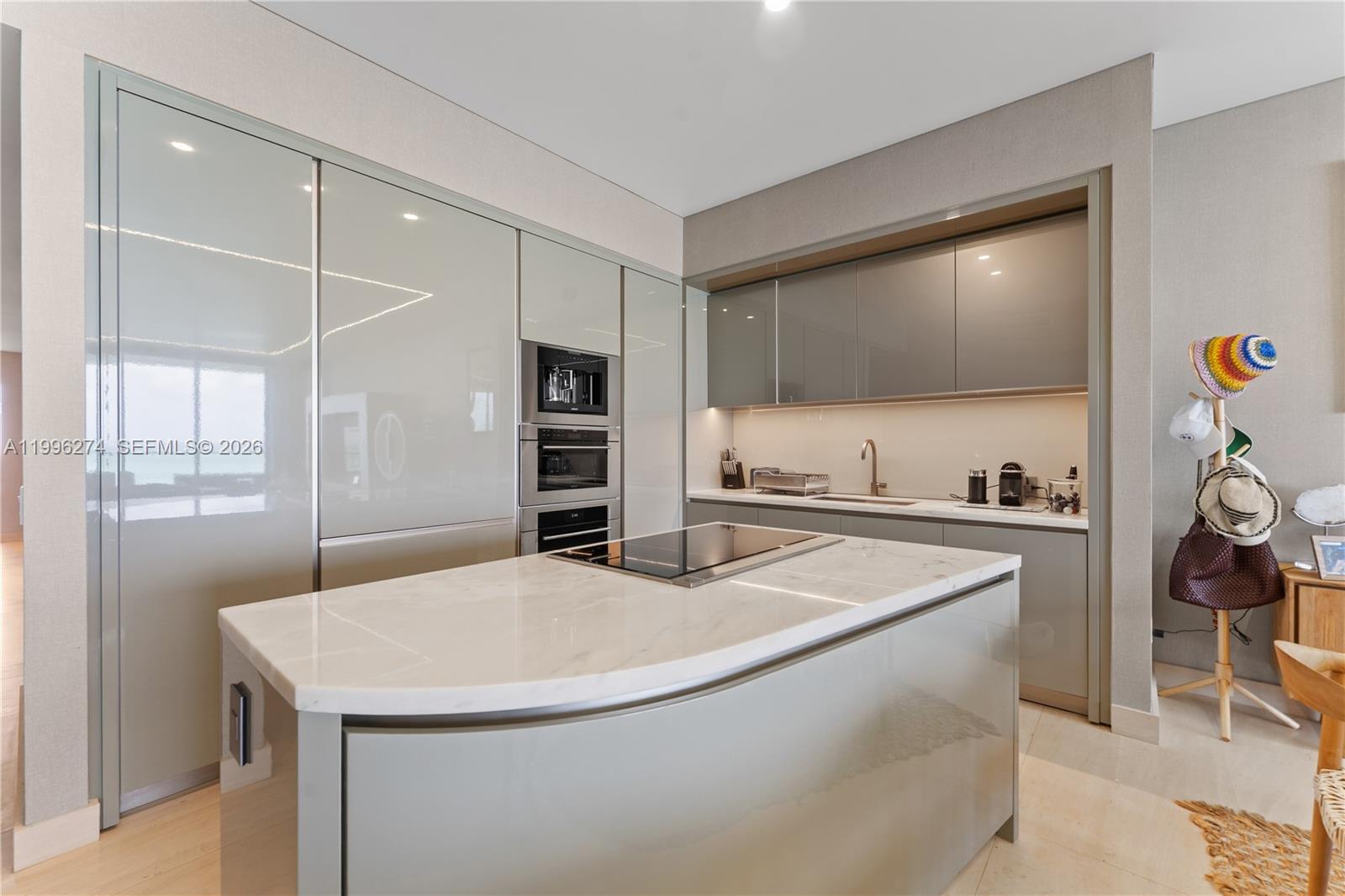 18975 Collins Ave #603 Sunny Isles Beach, FL 33160