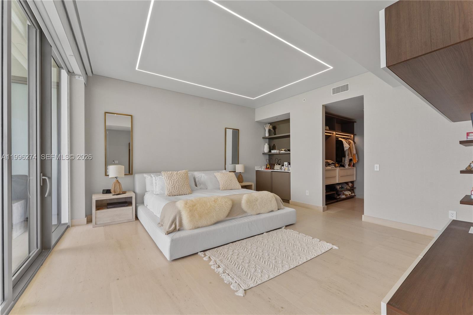 18975 Collins Ave #603 Sunny Isles Beach, FL 33160