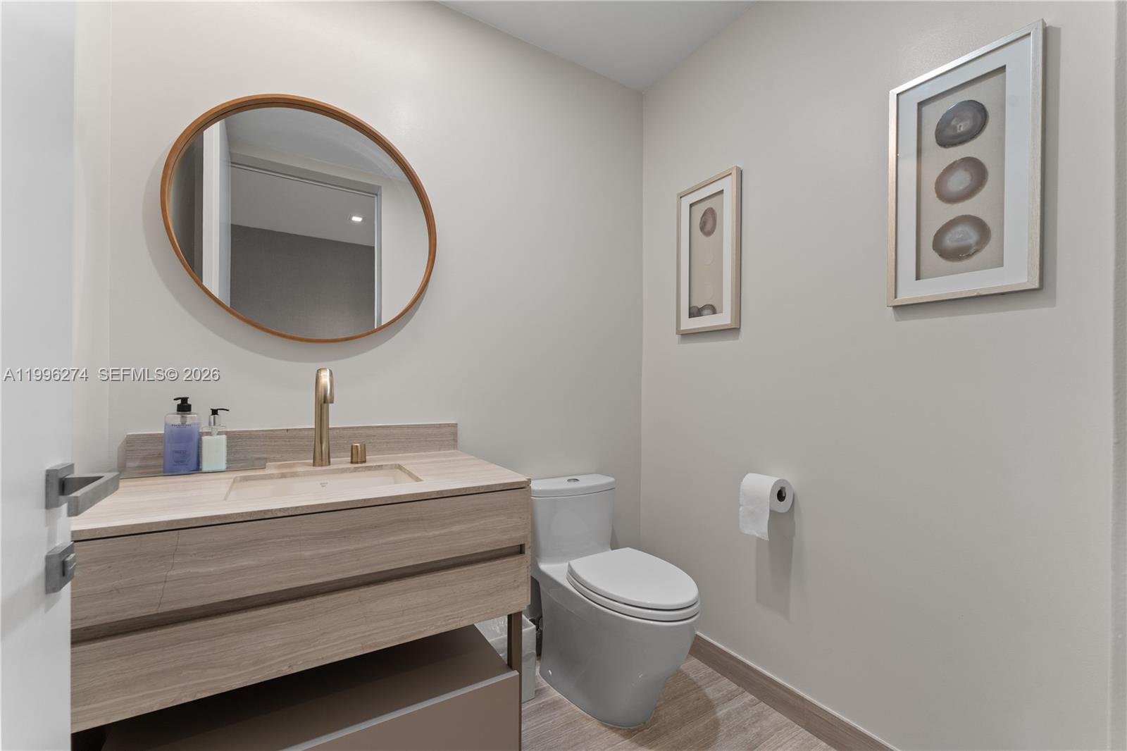 18975 Collins Ave #603 Sunny Isles Beach, FL 33160