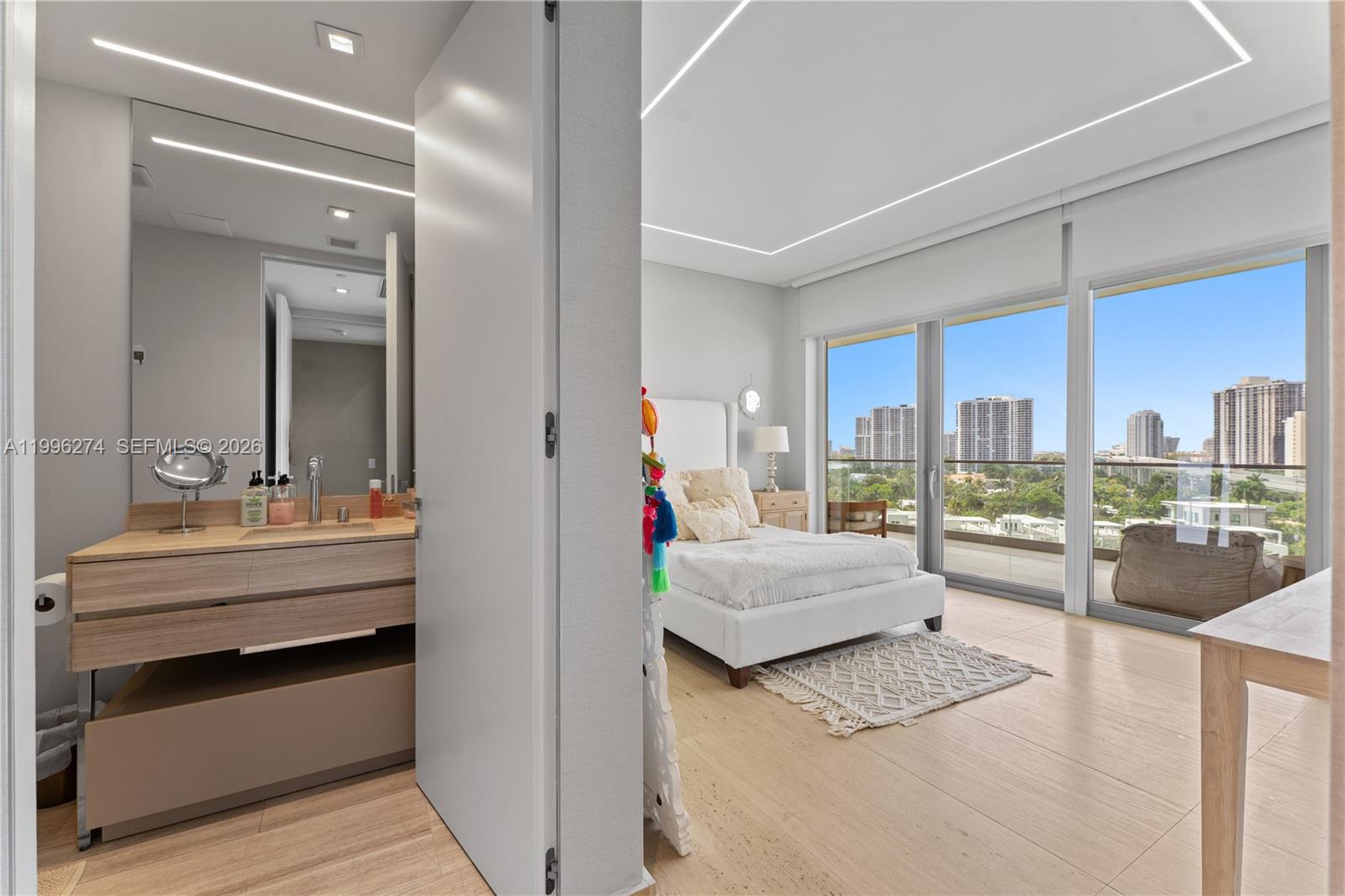 18975 Collins Ave #603 Sunny Isles Beach, FL 33160