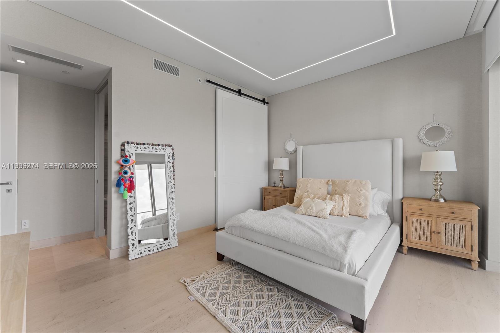 18975 Collins Ave #603 Sunny Isles Beach, FL 33160