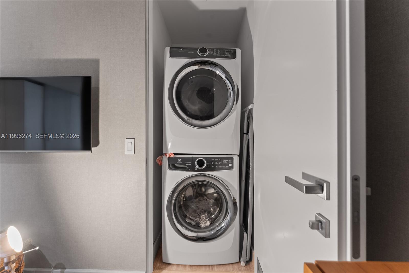 18975 Collins Ave #603 Sunny Isles Beach, FL 33160