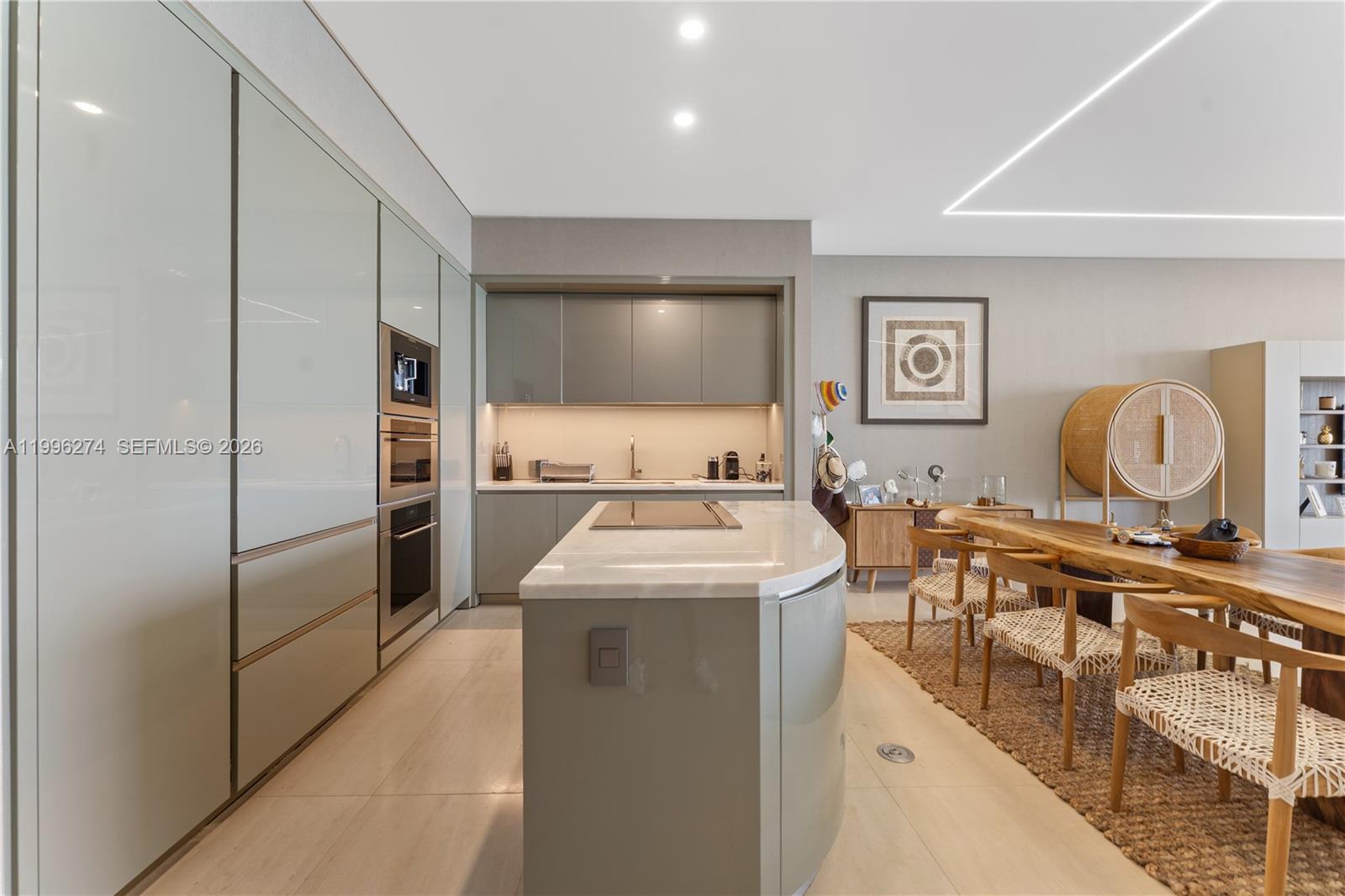 18975 Collins Ave #603 Sunny Isles Beach, FL 33160