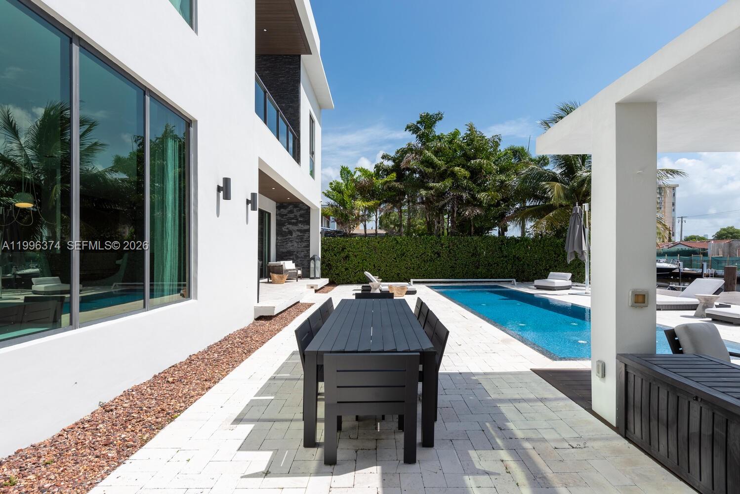 13145 Coronado Ln North Miami, FL 33181