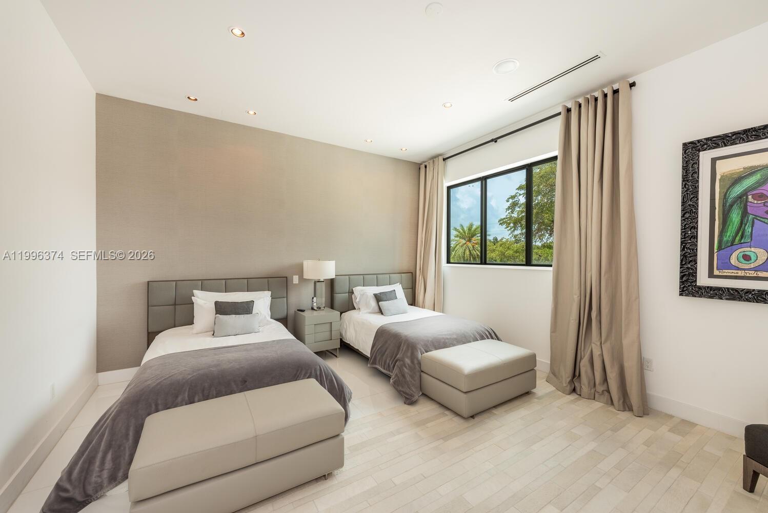 13145 Coronado Ln North Miami, FL 33181