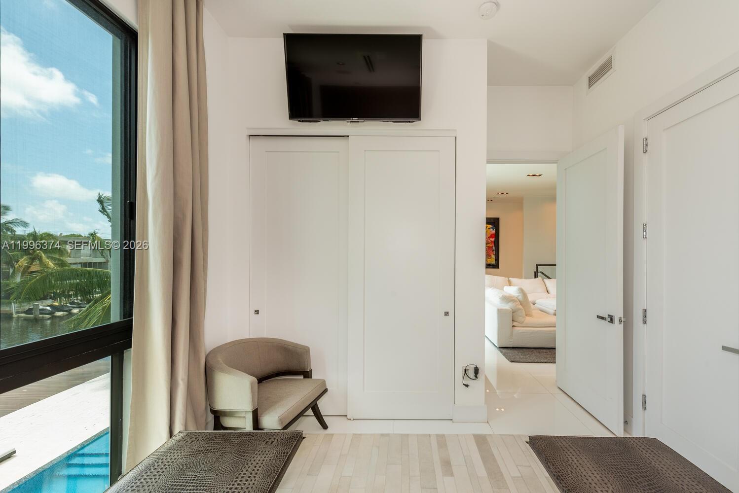 13145 Coronado Ln North Miami, FL 33181