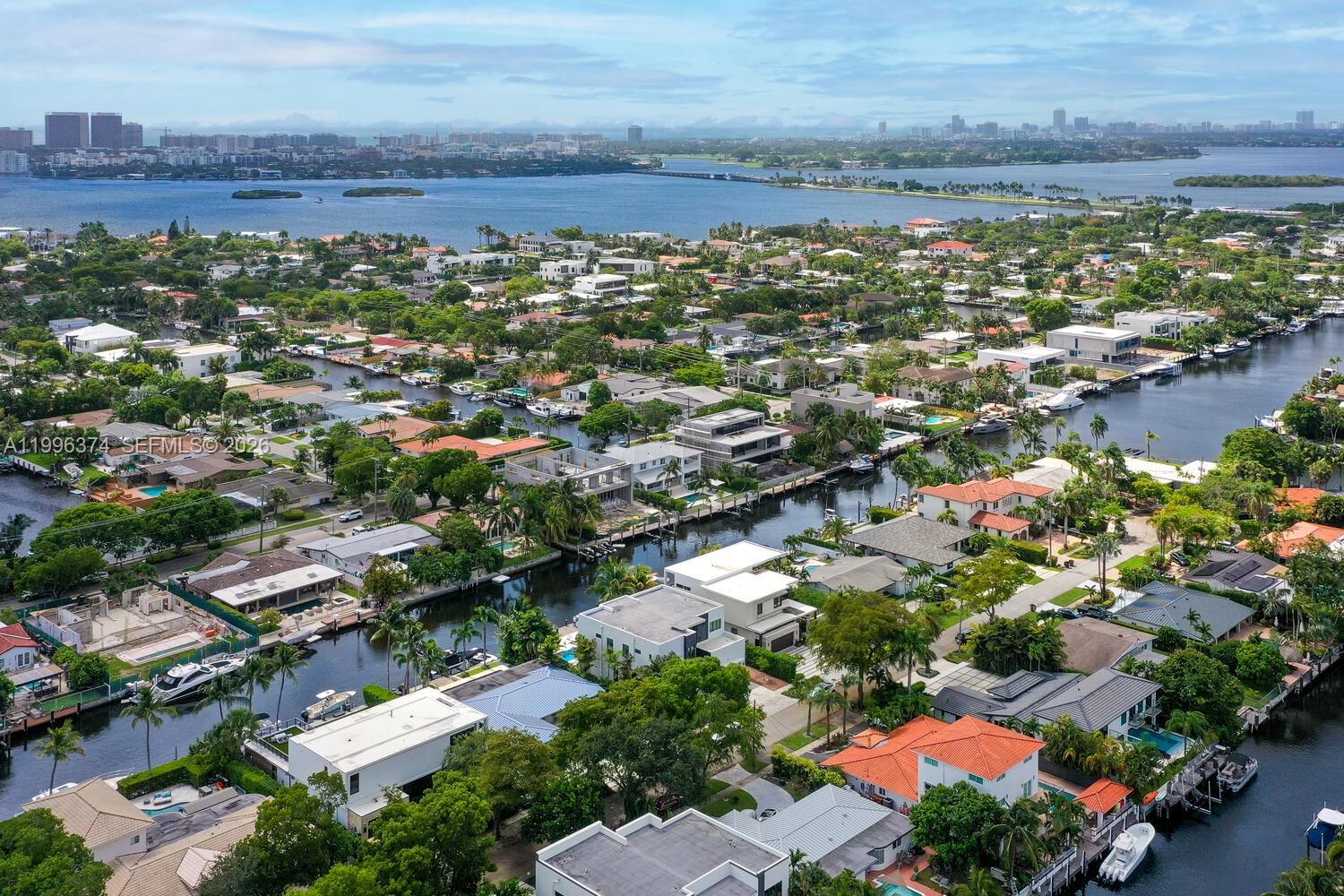 13145 Coronado Ln North Miami, FL 33181