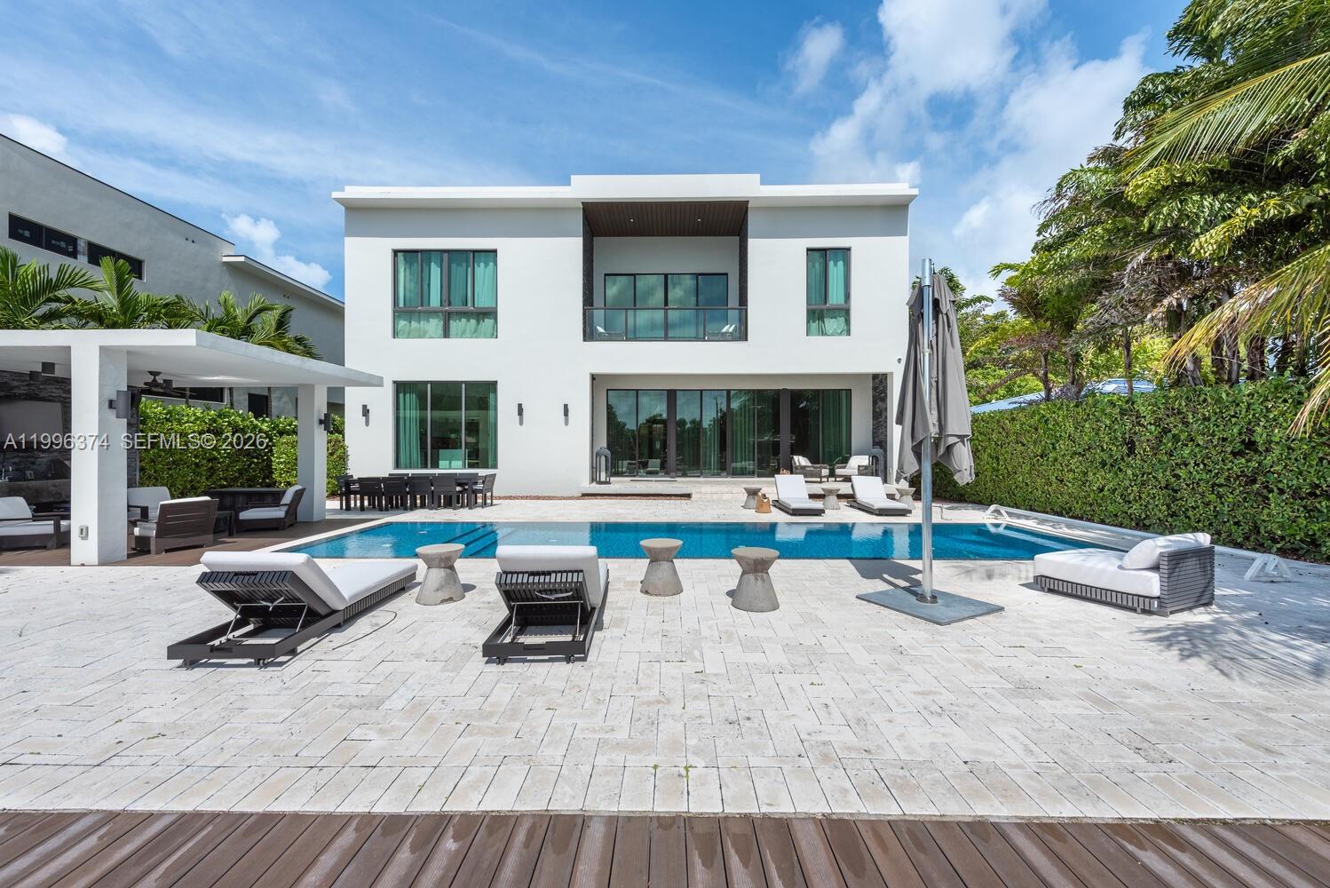 13145 Coronado Ln North Miami, FL 33181