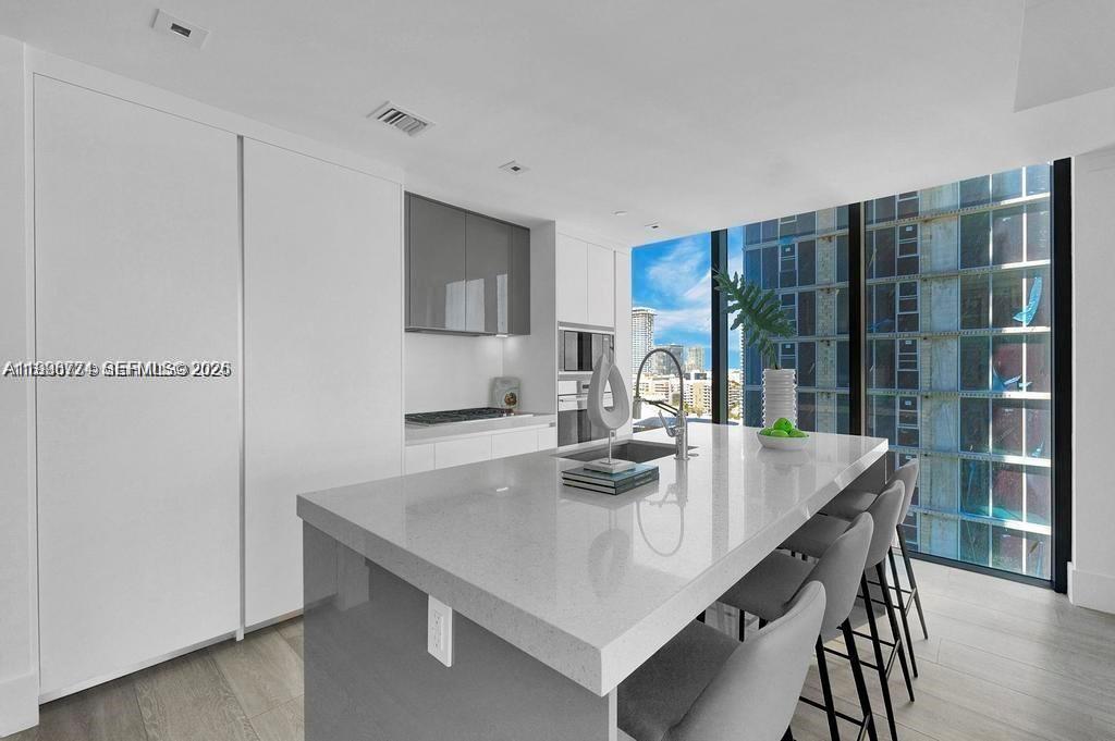 788 NE 23rd St #1402 Miami, FL 33137