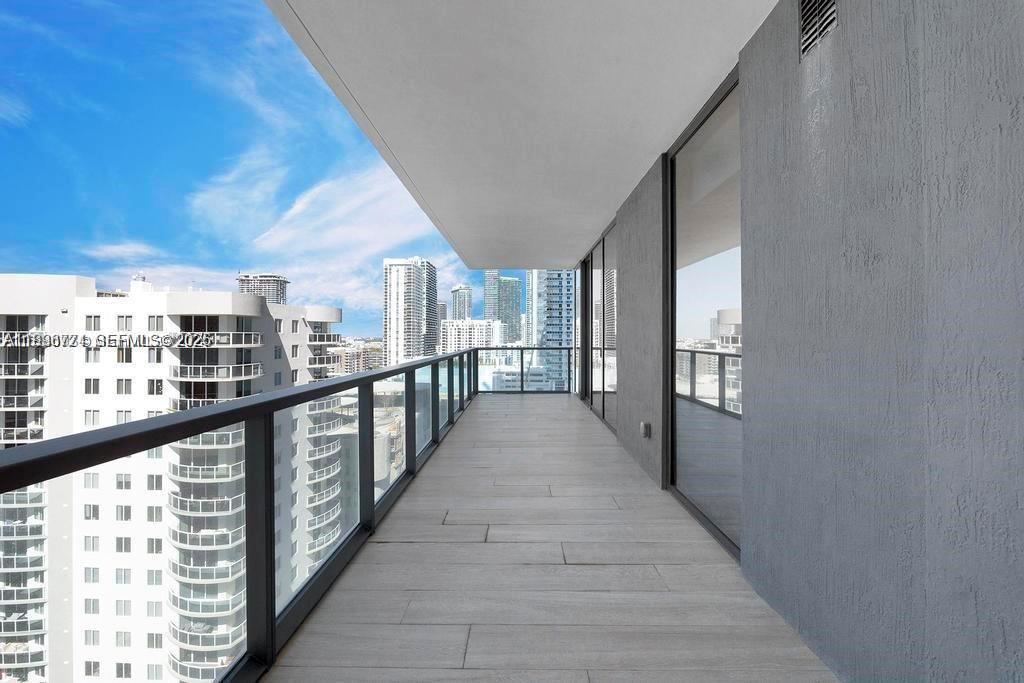 788 NE 23rd St #1402 Miami, FL 33137