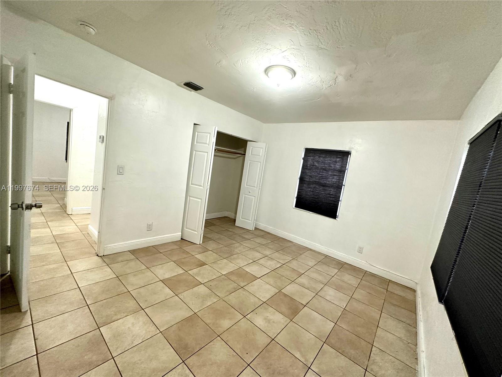1941 NE 157th Ter North Miami Beach, FL 33162