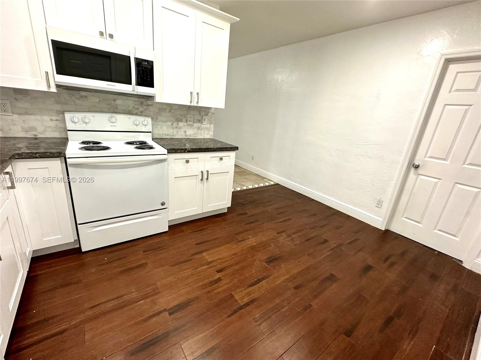 1941 NE 157th Ter North Miami Beach, FL 33162