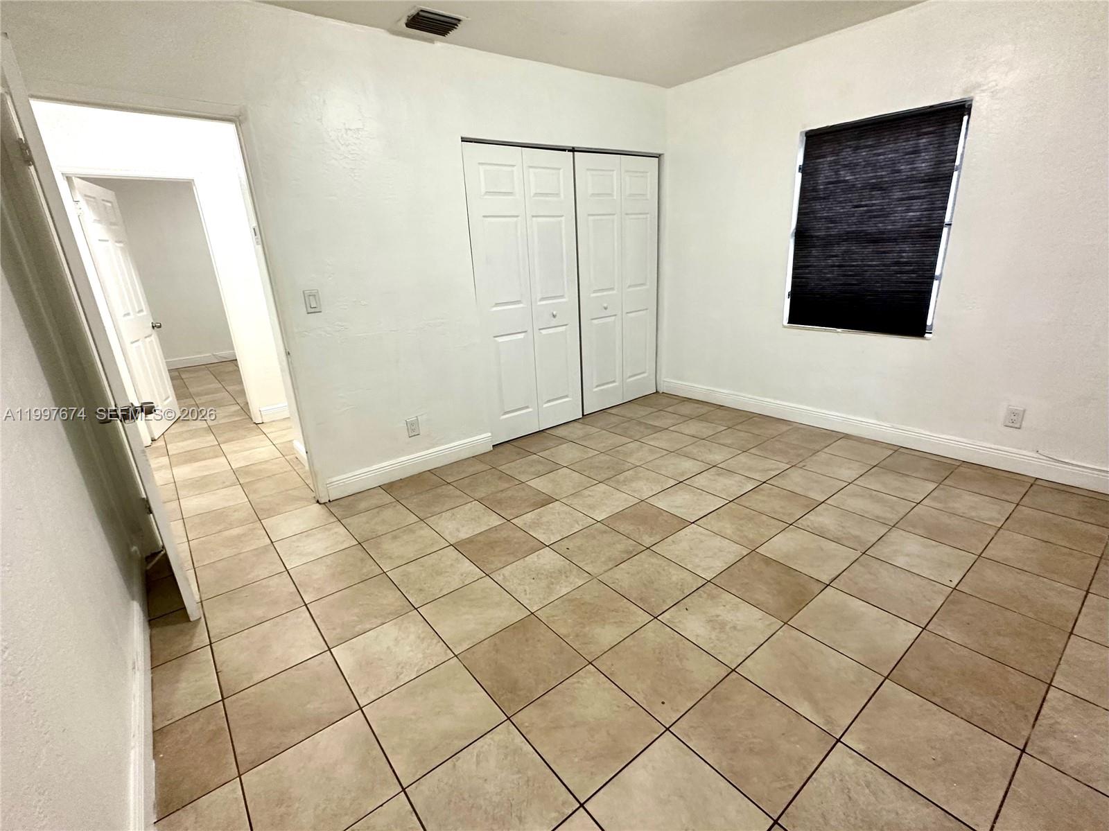 1941 NE 157th Ter North Miami Beach, FL 33162