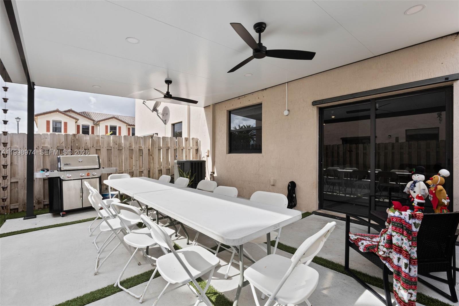 15070 SW 119th Ln Miami, FL 33196