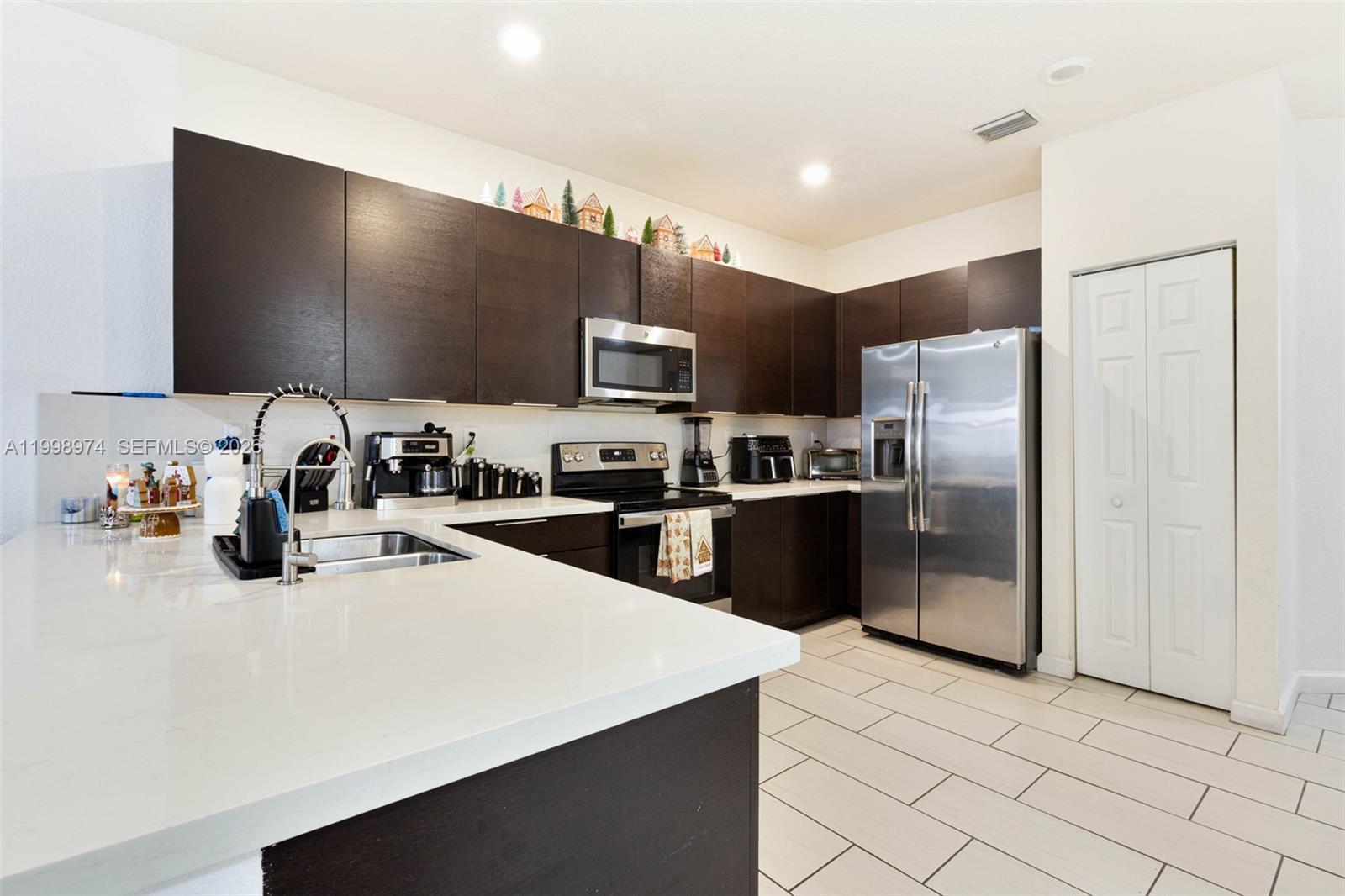 15070 SW 119th Ln Miami, FL 33196