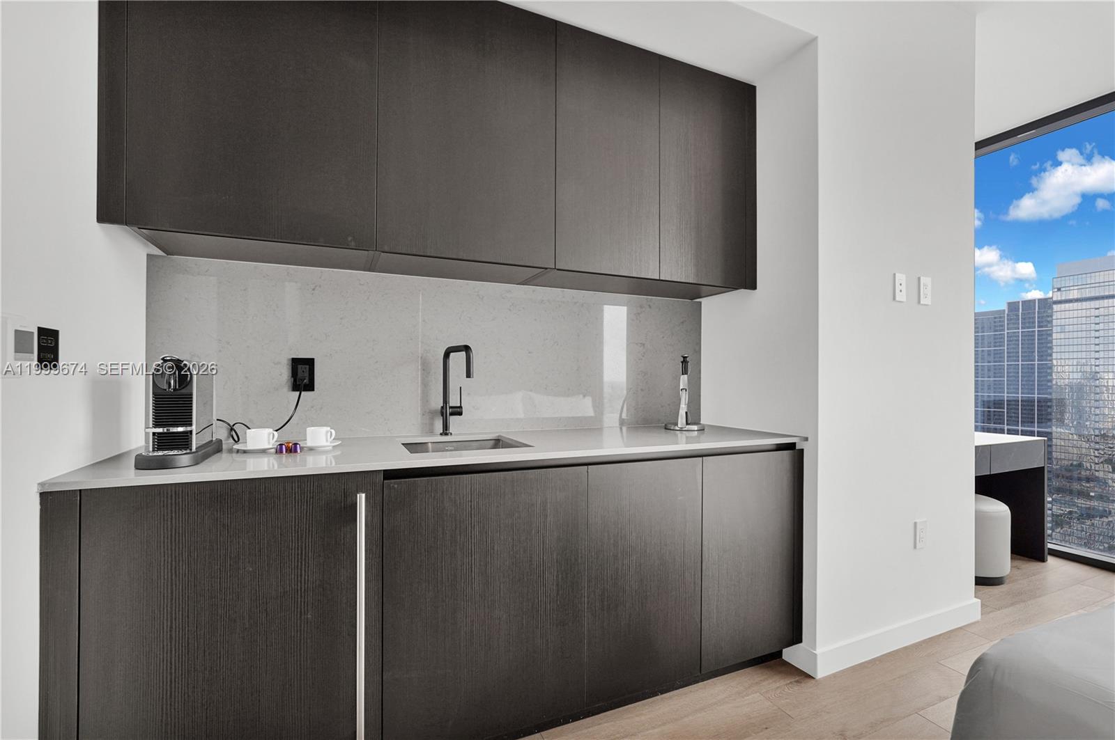 20 NE 11th St #3110 Miami, FL 33132