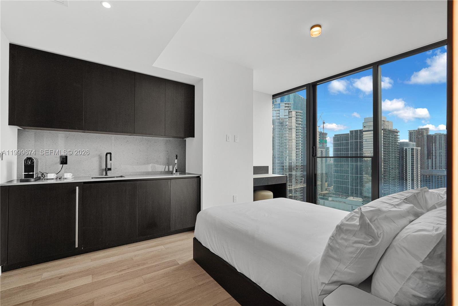 20 NE 11th St #3110 Miami, FL 33132