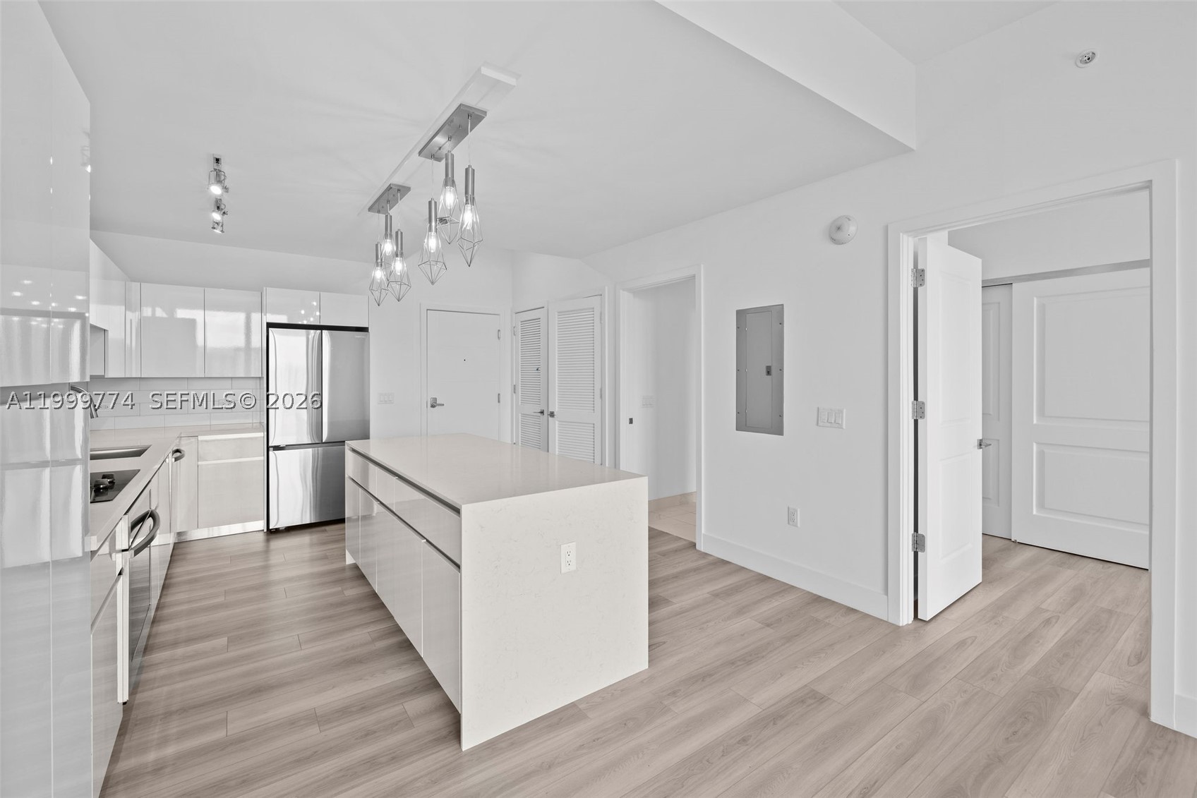 101 Diplomat Pkwy #604 Hallandale Beach, FL 33009