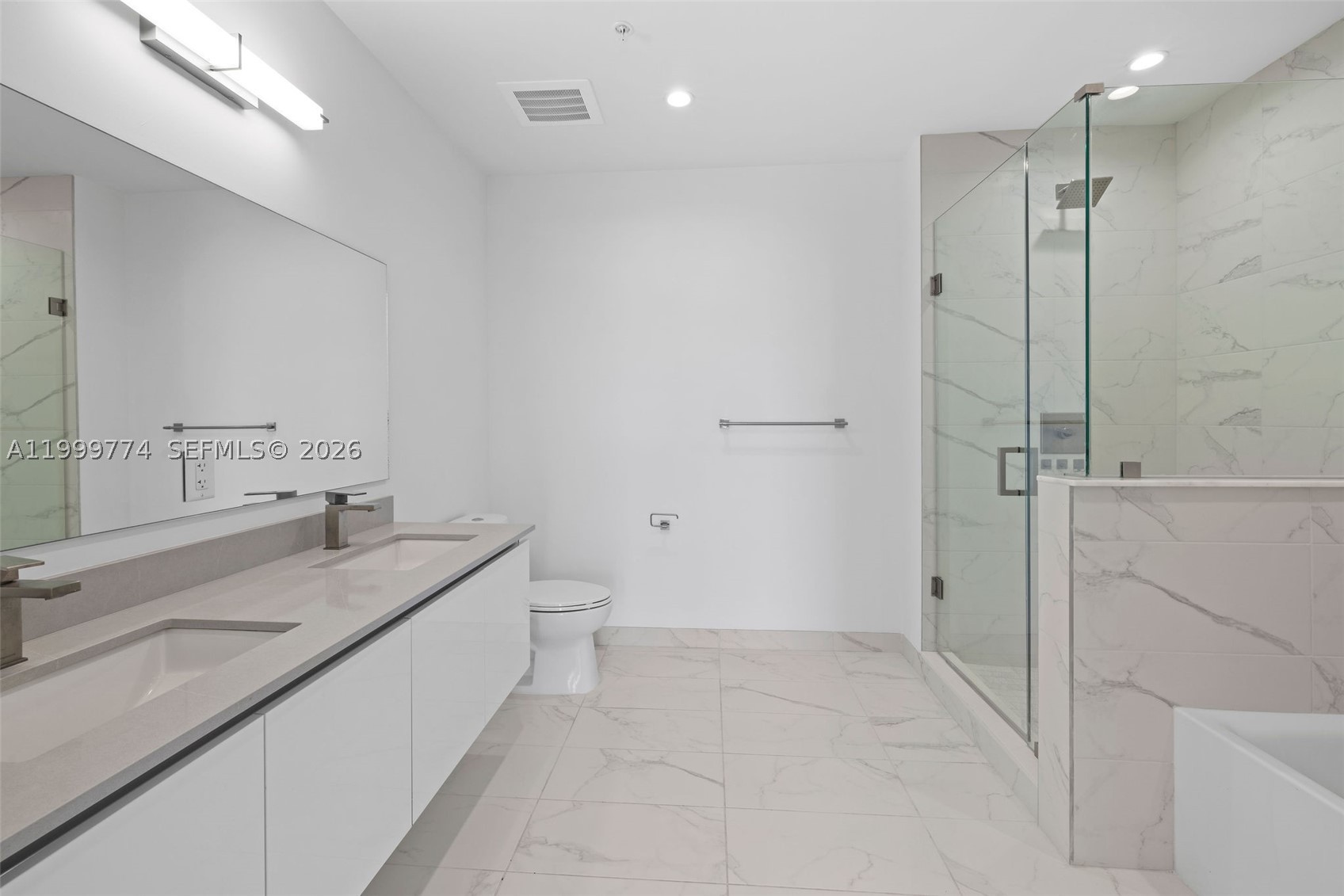 101 Diplomat Pkwy #604 Hallandale Beach, FL 33009