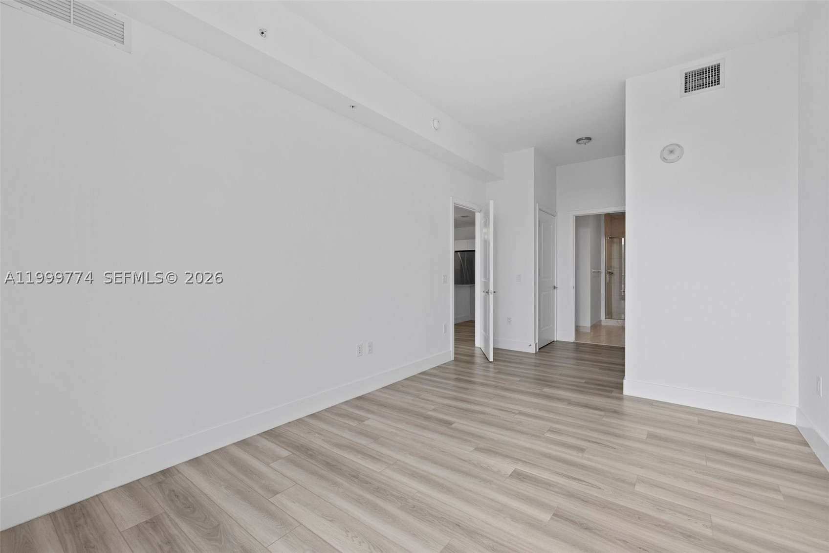 101 Diplomat Pkwy #604 Hallandale Beach, FL 33009