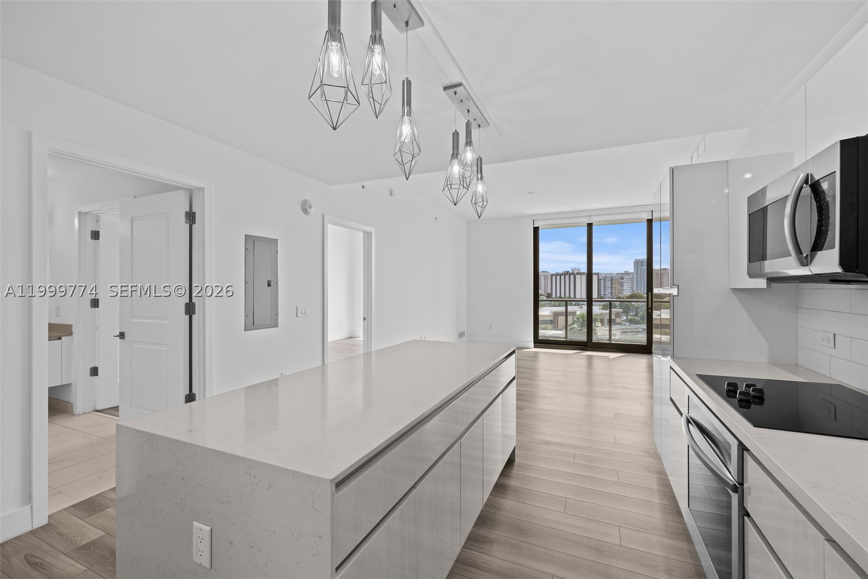 101 Diplomat Pkwy #604 Hallandale Beach, FL 33009