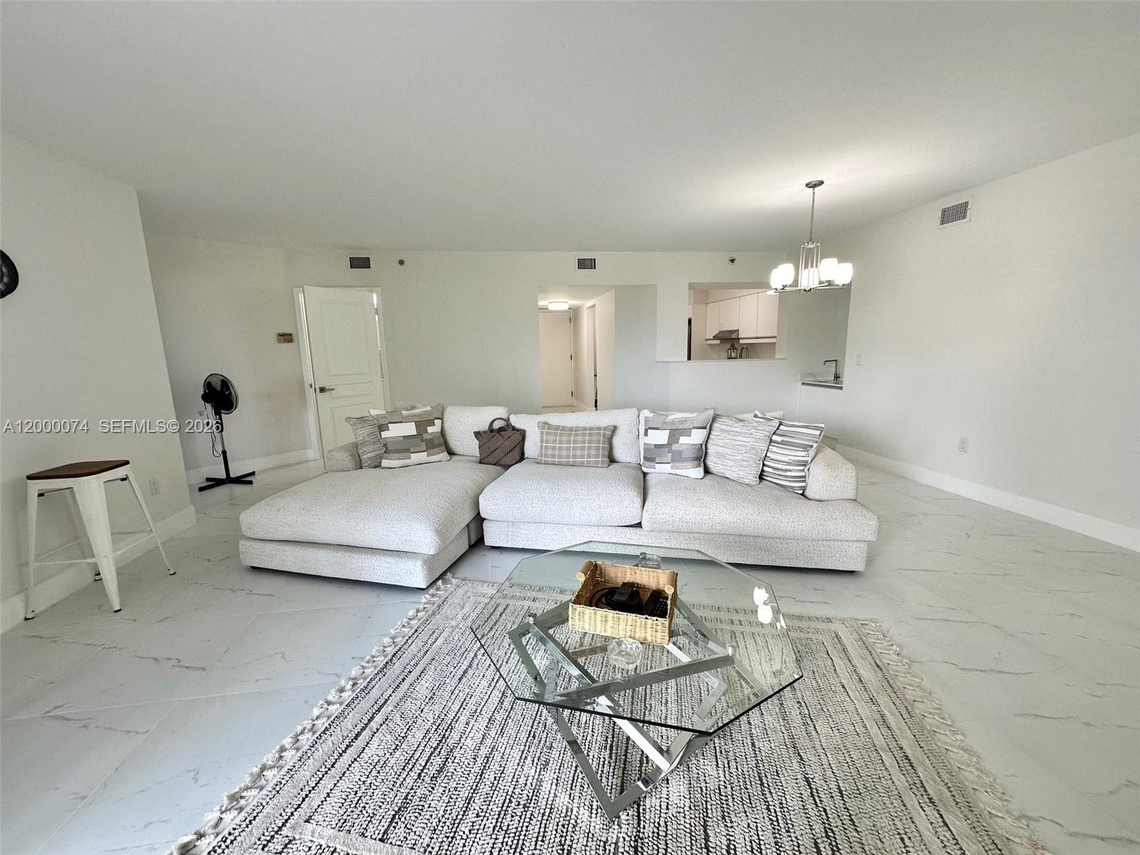 8925 Collins Ave #2J Surfside, FL 33154