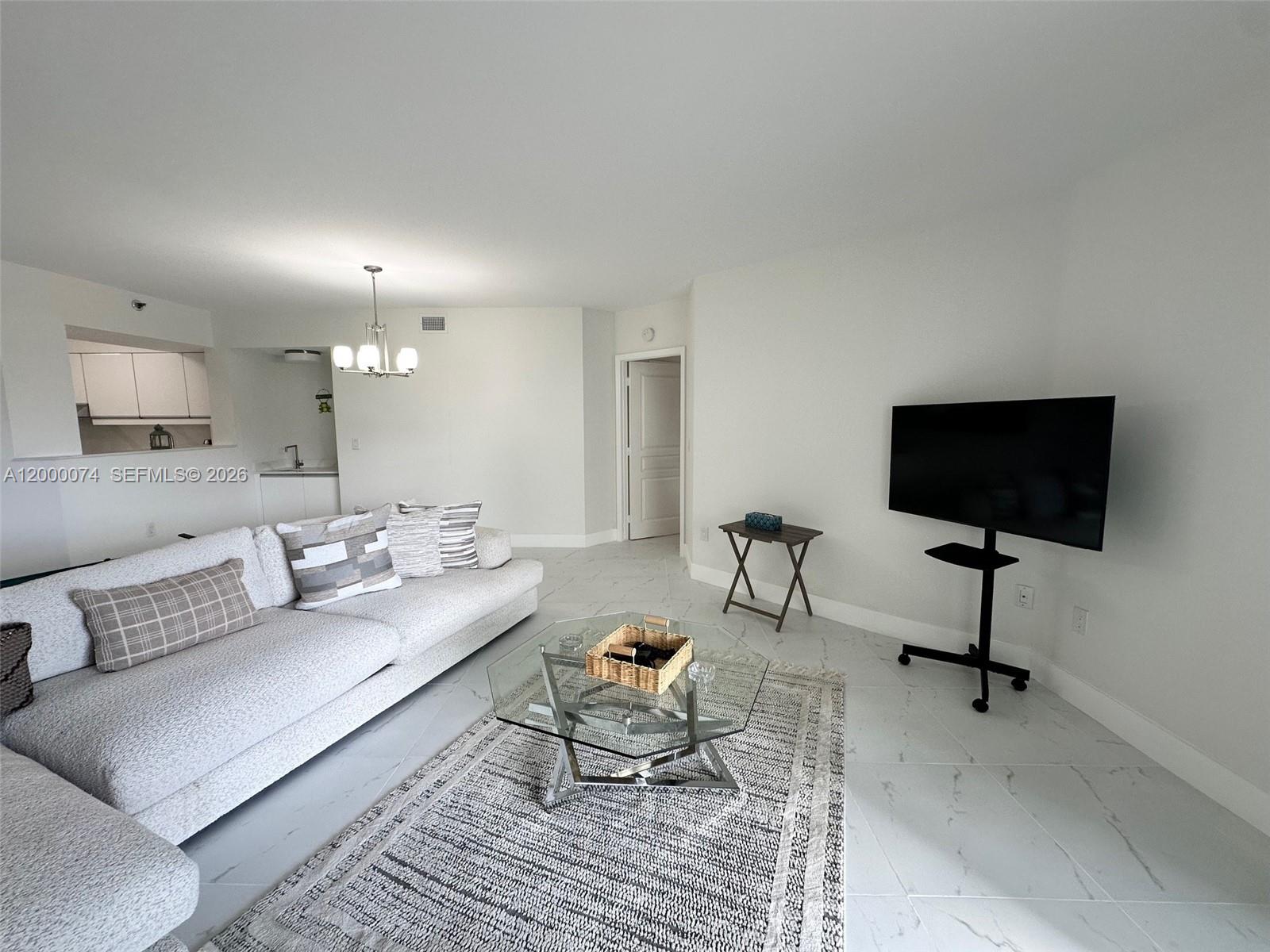 8925 Collins Ave #2J Surfside, FL 33154